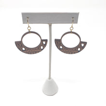 Load image into Gallery viewer, Nouvelle Earrings