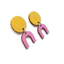 Load image into Gallery viewer, La Batre Earrings