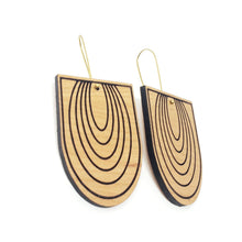 Load image into Gallery viewer, Courbe Earrings